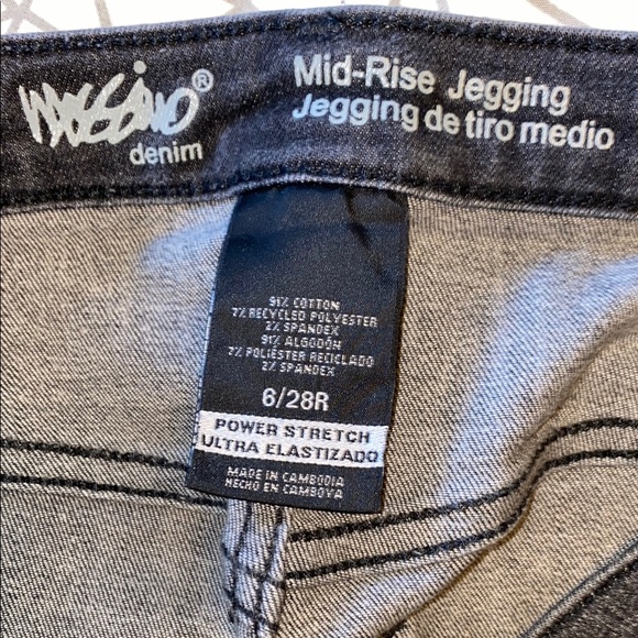 Mossimo Mid Rise Jeggings - Picture 2 of 4